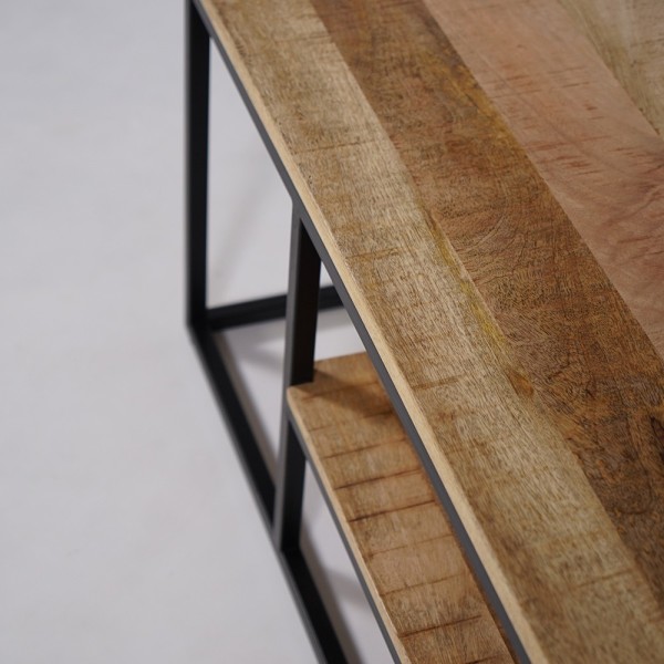 Houten salontafel met metalen onderstel en frame