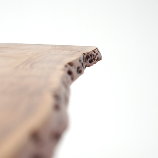 Massief houten eettafel met natuurlijke randen - Mikado