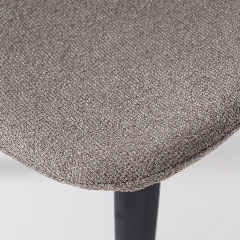 Eetkamerstoel in beige bouclé stof en zwarte essenhouten poten - Paragon