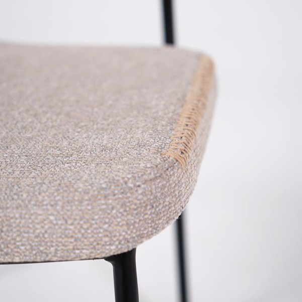 Beige stoffen eetkamerstoel met zwarte poten - Menta