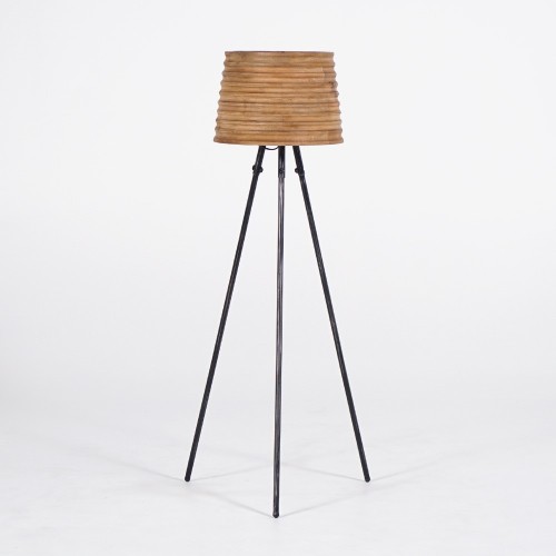 Vloerlamp van natuurlijk hout - Nomade