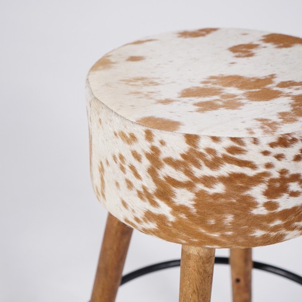 Houten barkruk met natuurlijke koeienhuid zitting - Ranch