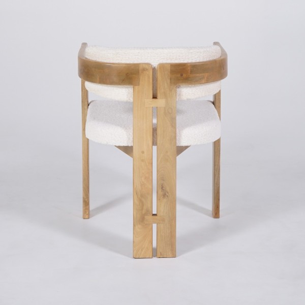 Houten stoel met witte bouclette stof - Eira