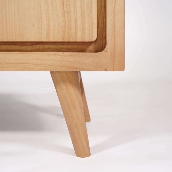 Hoge buffetkast in massief hout met 2 deuren 90cm – Pragati