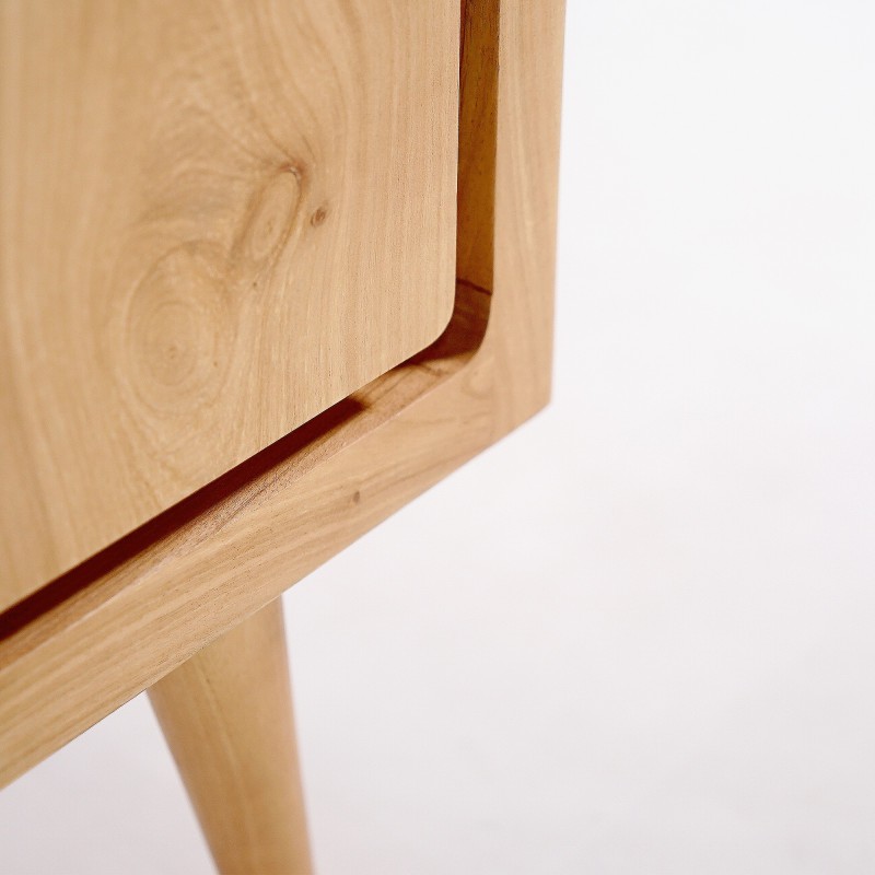 Hoog massief houten dressoir met 4 deuren - Pragati