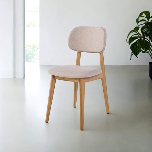 Stoel in massief eikenhout en beige stof – Skaga