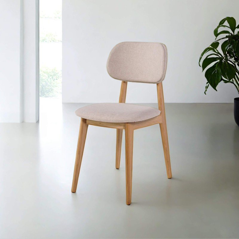 Stoel in massief eikenhout en beige stof – Skaga