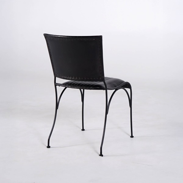 Vintage stoel in zwart leder – Cosy