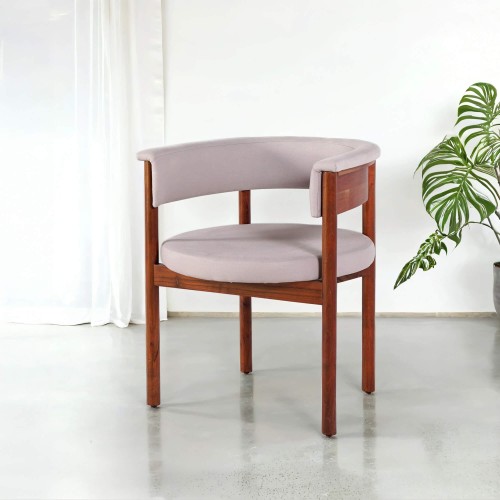 Stoel van hout en stof - Prestige