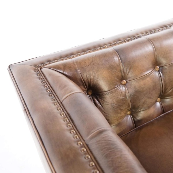 Chesterfield 3-zitsbank in gecapitonneerd buffelleer – Charles