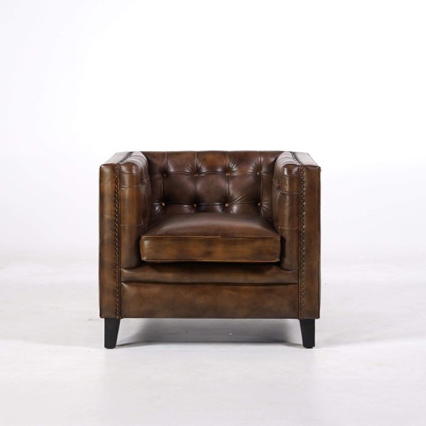 Fauteuil in buffelleer Chesterfield – Charles