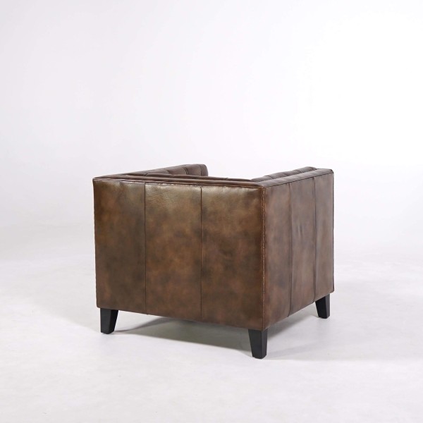 Fauteuil in buffelleer Chesterfield – Charles
