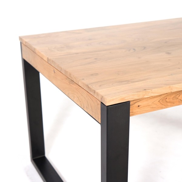 Eettafel van hout en metaal 160 cm – Osaka