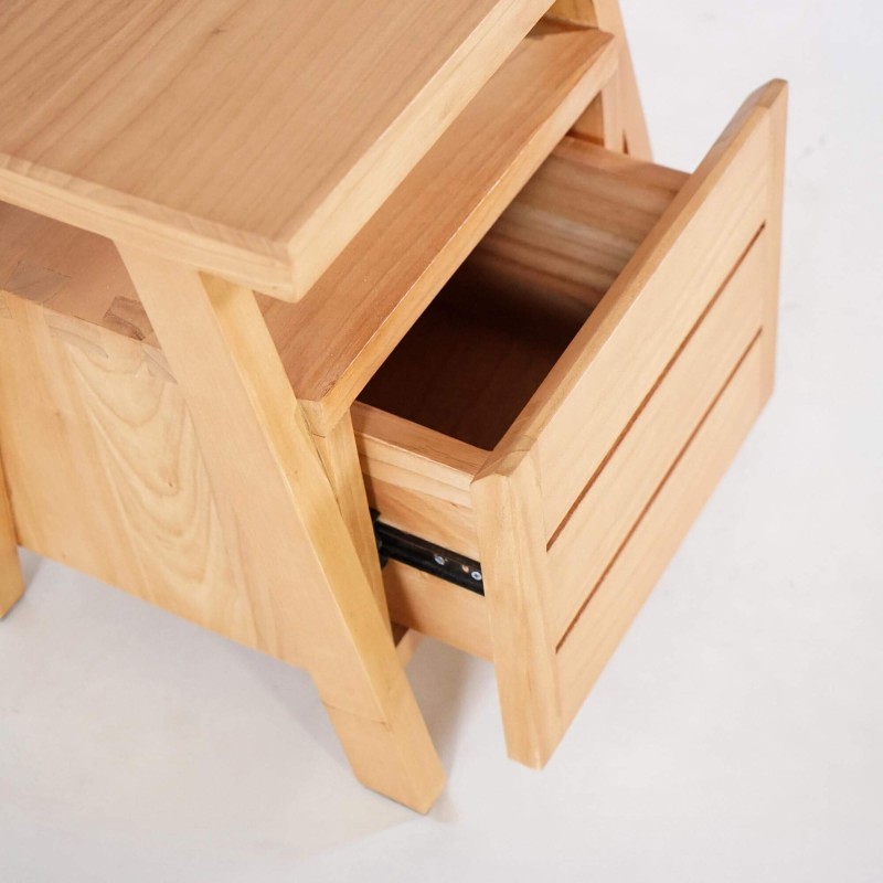 Nachtkastje in naturel hout – Nandini