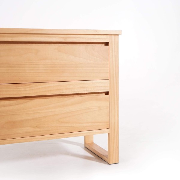 Massieve houten commode – Satya
