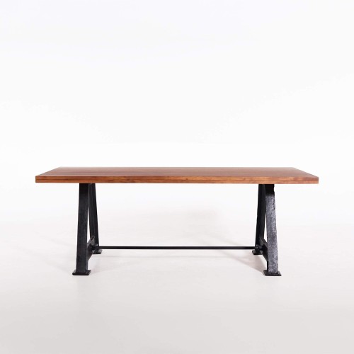 Eettafel in industriële stijl van massief hout met gietijzeren poten – Hudson
