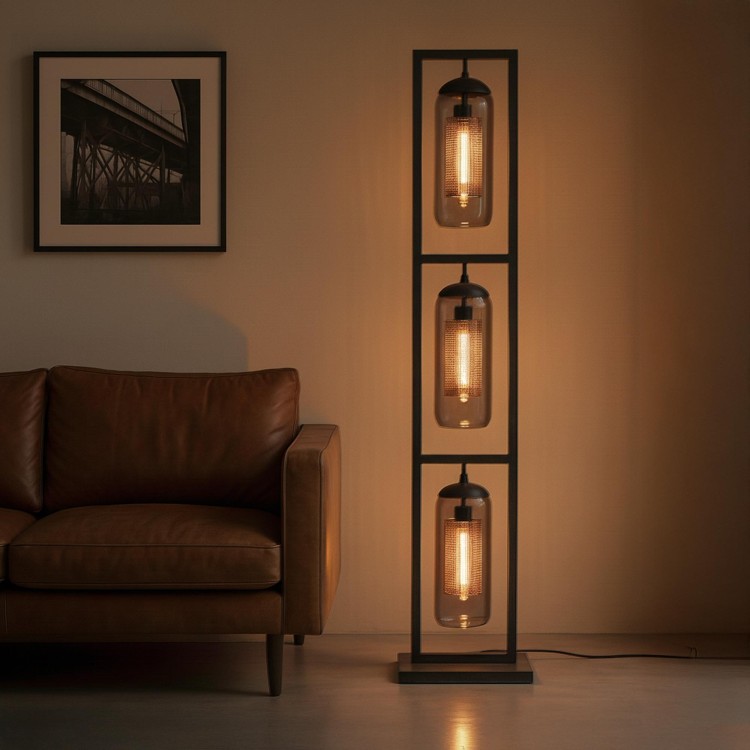 Staande lamp voor de salon met handgeblazen rookglazen lampenkappen – Brila