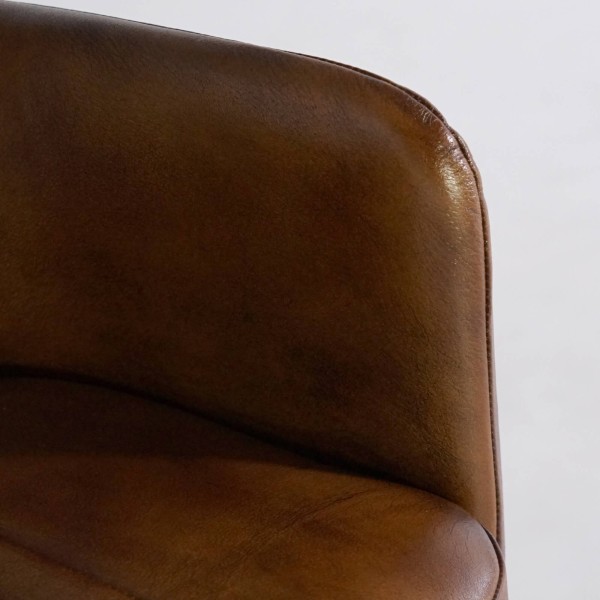 Stoel in echt leder met metalen voet – Edison