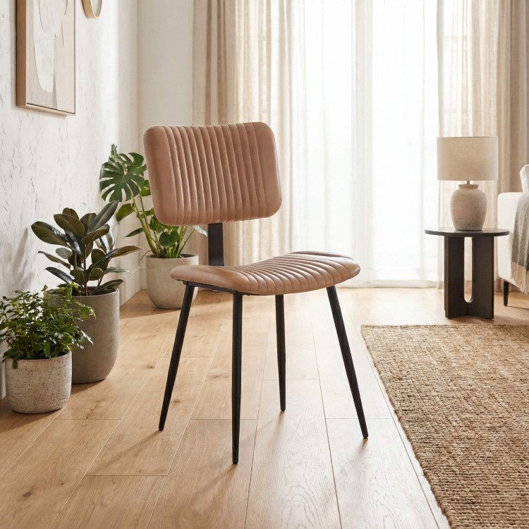 Stoel in echt leder met metalen voeten – Marlow