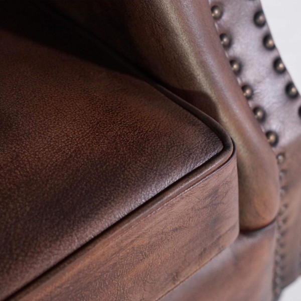 Engelse wingback-fauteuil (oorfauteuil) in donkerbruin leder – George