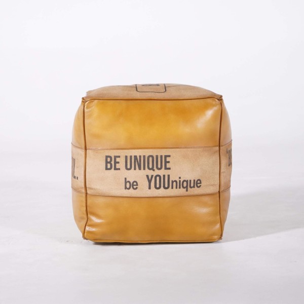 Industriële poef in leer "Be Yourself"