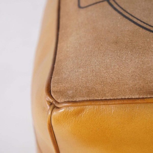 Industriële poef in leer "Be Yourself"