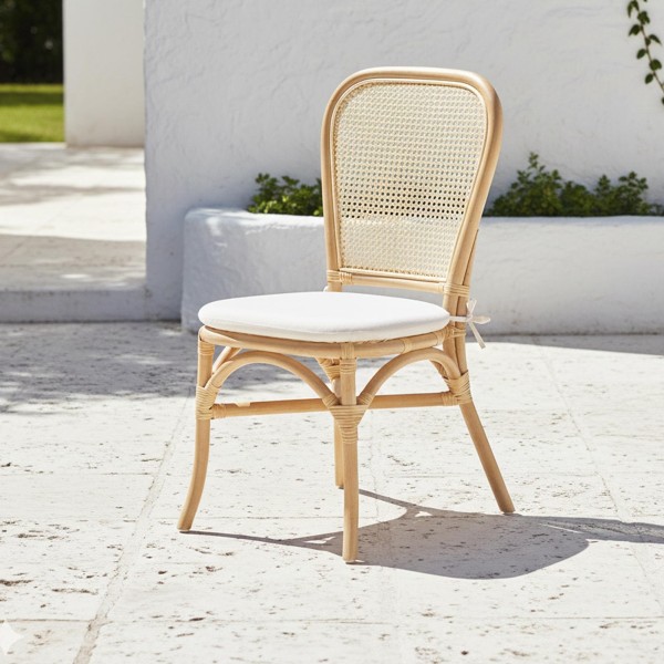 Stoel van naturel rotan met beige kussen - Louna