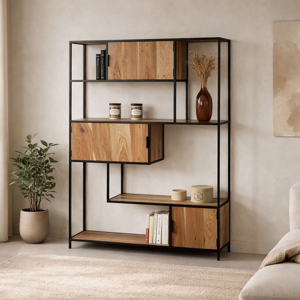 Industriële boekenplank van hout en metaal met deuren