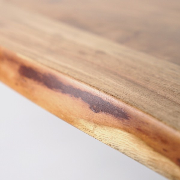 Eettafel van massief hout met metalen mikadopoot en natuurlijke randen 200 cm