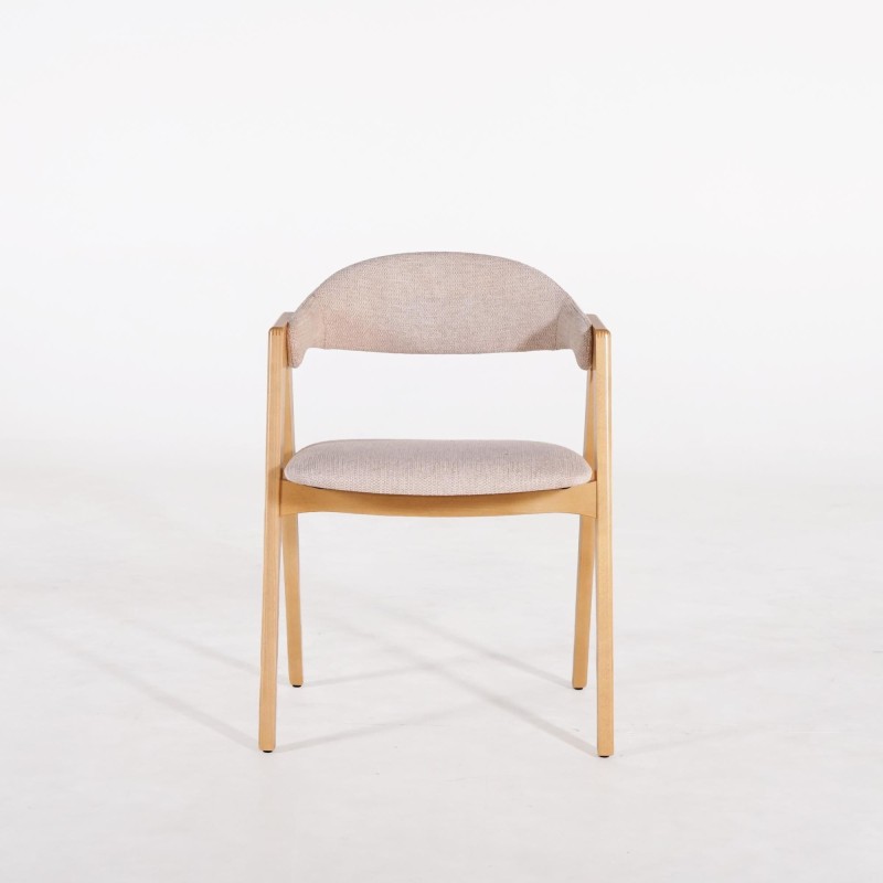 Stoel in natuurlijk hout en beige bouclé stof – Lykke