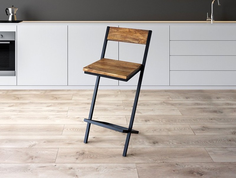 Houten en metalen barstoel Linea