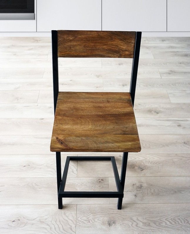 Houten en metalen barstoel Linea