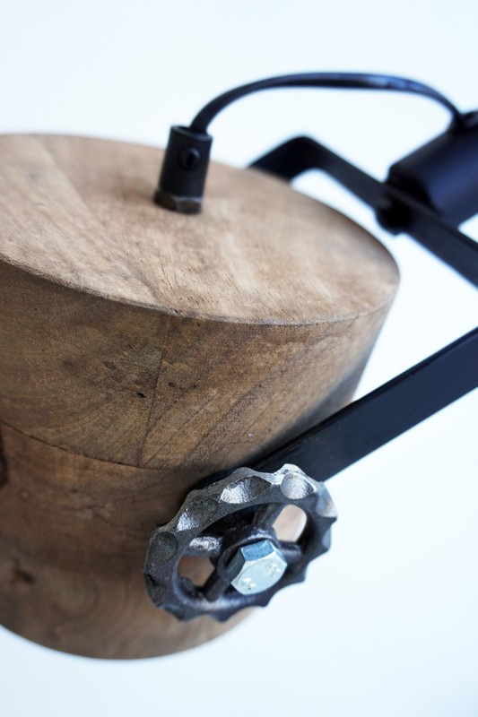 Industriële vloerlamp van hout en metaal - Woody