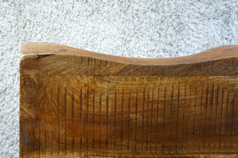 Massief houten eettafel met metalen poten - Rustik