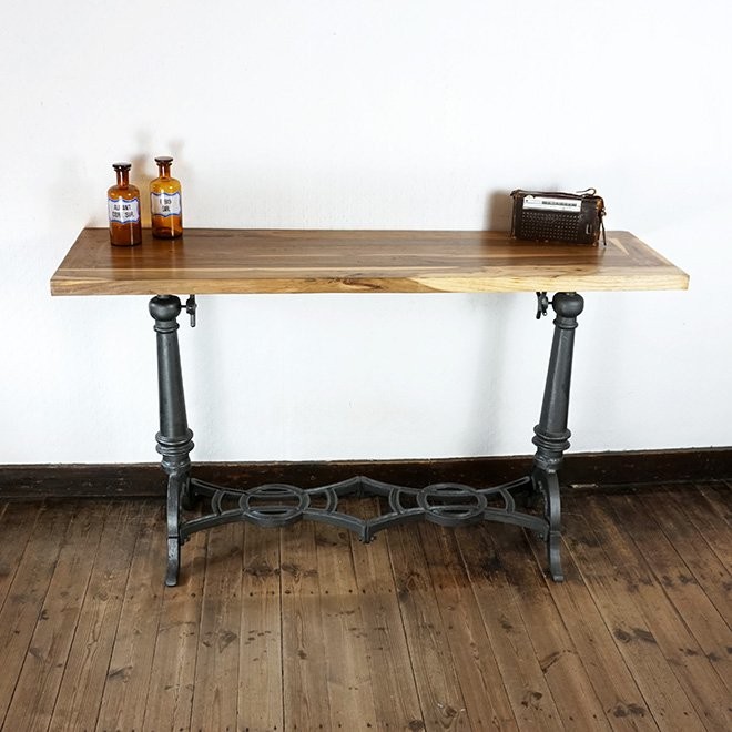 Metalen en teakhouten industriële console