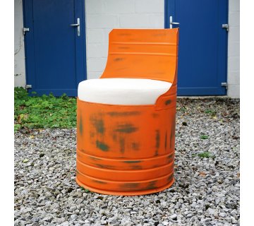 Industriële olievat fauteuil oranje