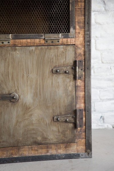 Industrieel dressoir met deuren antieke afwerking
