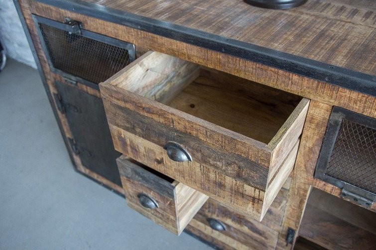 Industrieel dressoir met deuren antieke afwerking