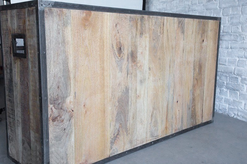 Industrieel dressoir met deuren antieke afwerking