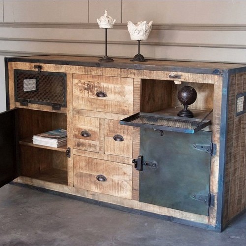 Industrieel dressoir met deuren carbonafwerking