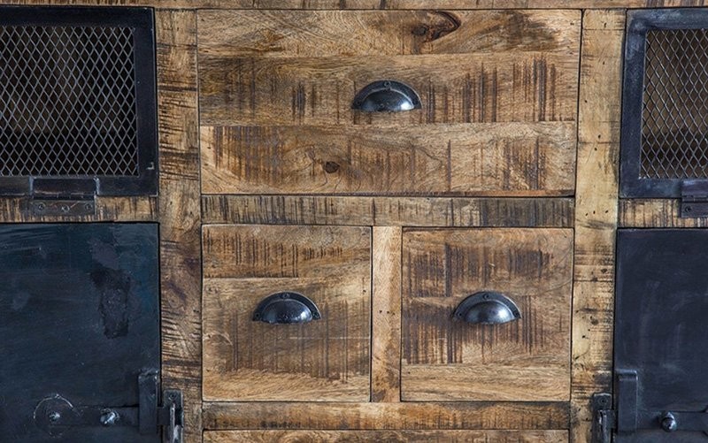 Industrieel dressoir met deuren carbonafwerking
