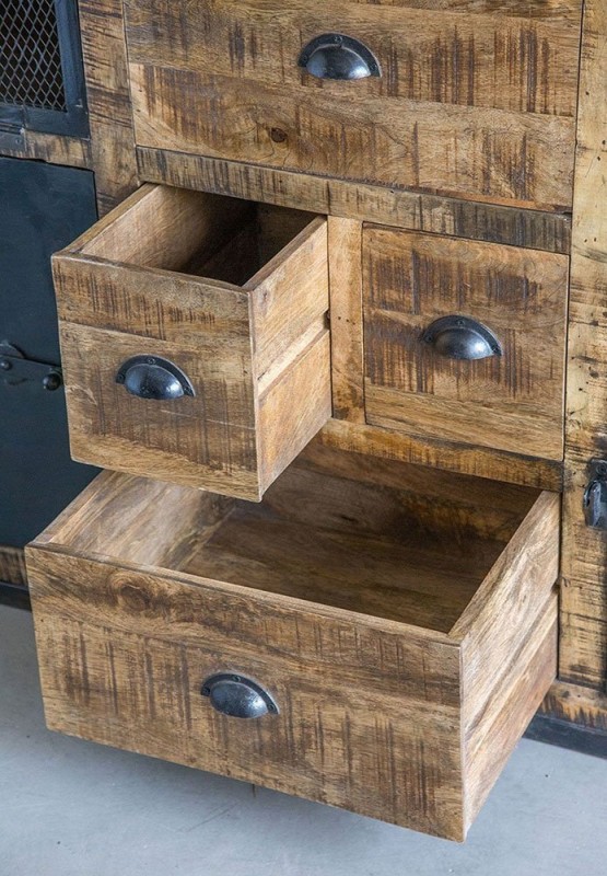 Industrieel dressoir met deuren carbonafwerking