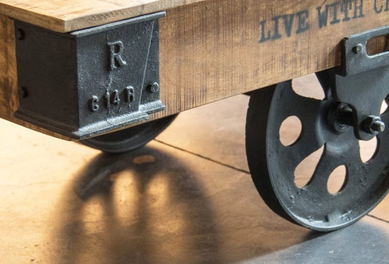 Lage industriële tafel zwarte afwerking