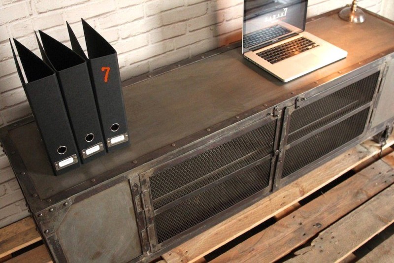 Industrieel TV meubel natuurlijke afwerking