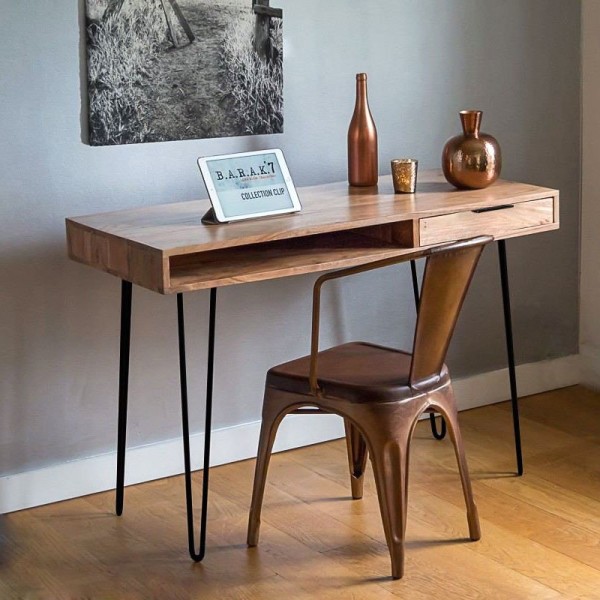 Scandinavisch Bureau CLIP
