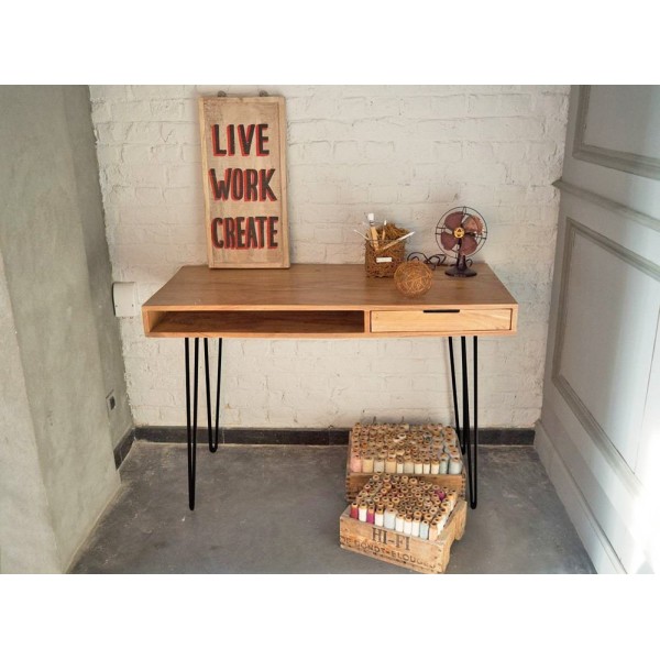 Scandinavisch Bureau CLIP