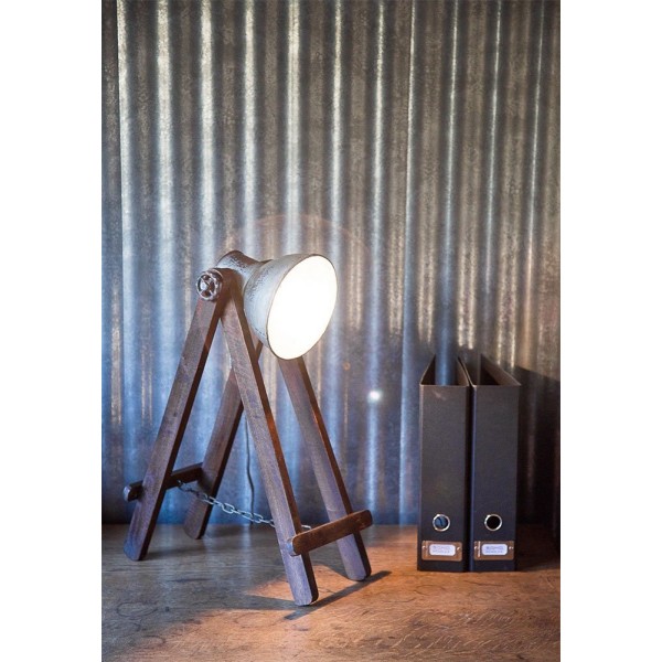 Industriële schraaglamp
