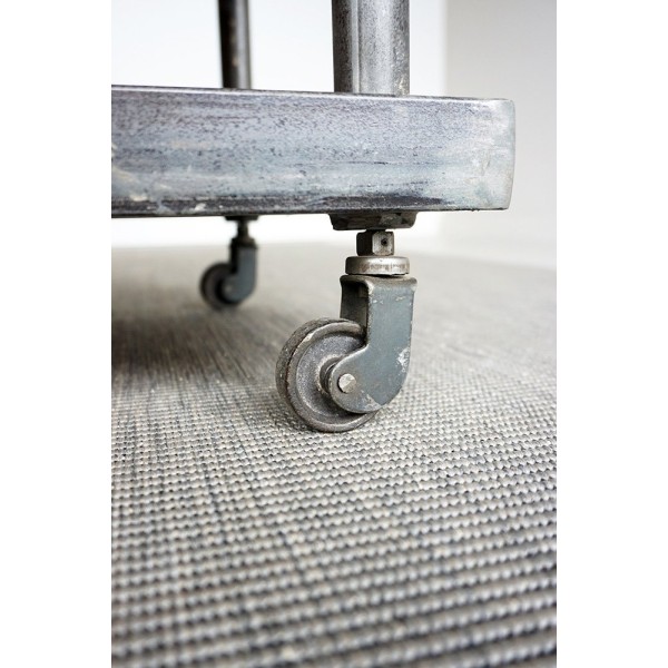 Industriële serveertafel met 3 draagvlakken