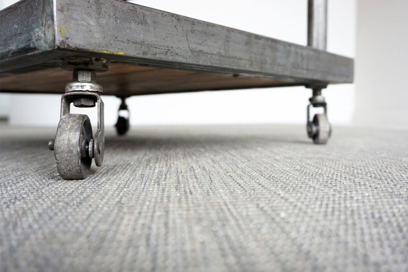 Industriële serveertafel met 3 draagvlakken