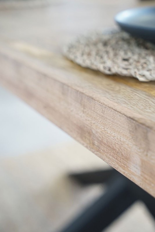 Massief houten en metalen tafel - Mikado